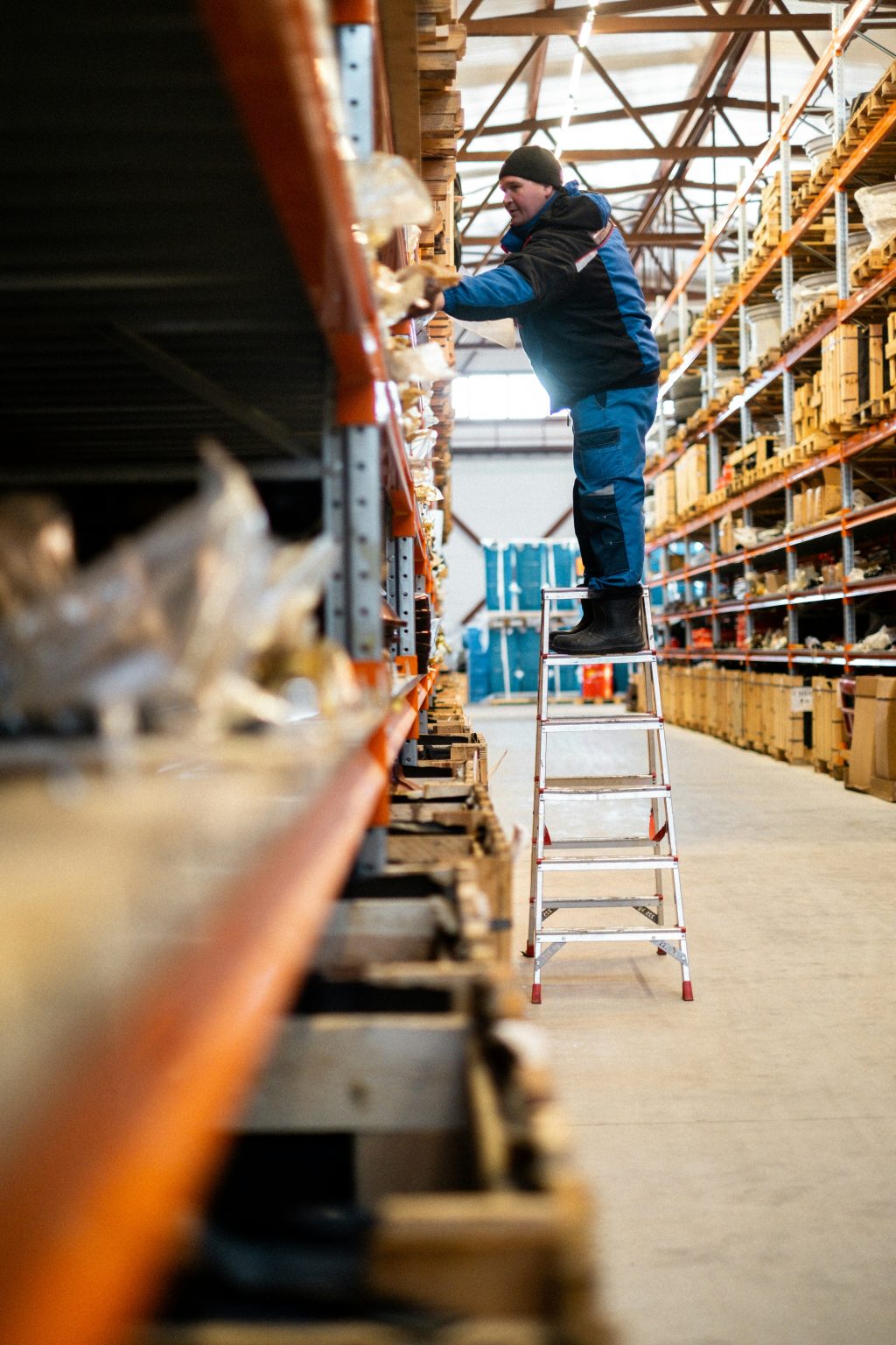 virtual assistants for logistics company
